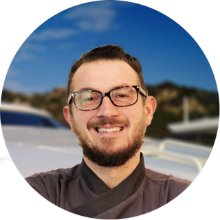 https://www.amayayacht.com/wp-content/uploads/2019/03/chewf-320x320.png